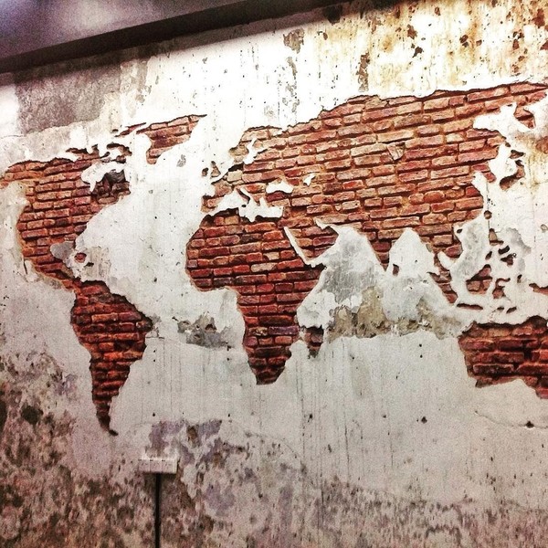 Mapa en la pared